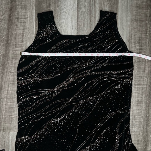 Black Sparkle Top- Perfect For a Night Out - Picture 5 of 5